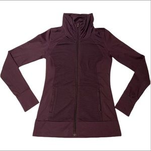 Athleta Turtleneck Jacket Burgundy Zip Up Thumbholes XS
